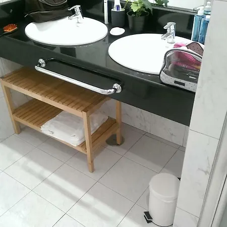 Caleton Alhambra Apartamento