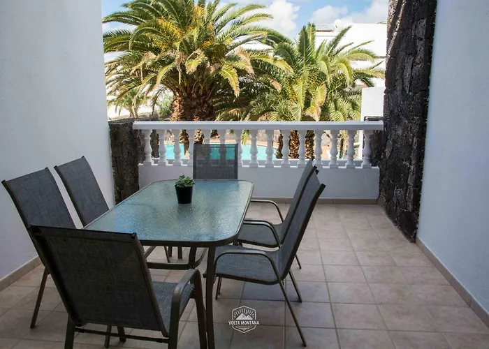 Caleton Alhambra Apartment