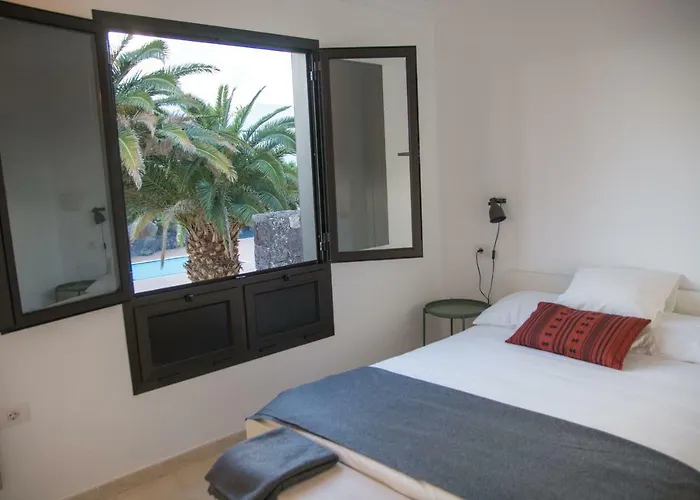 Caleton Alhambra Puerto del Carmen (Lanzarote)